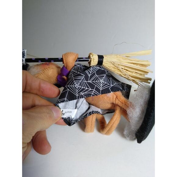 Annalee Witch Mouse Halloween Figurine 7.5in Handcrafted Artist Doll - Picture 4 of 4